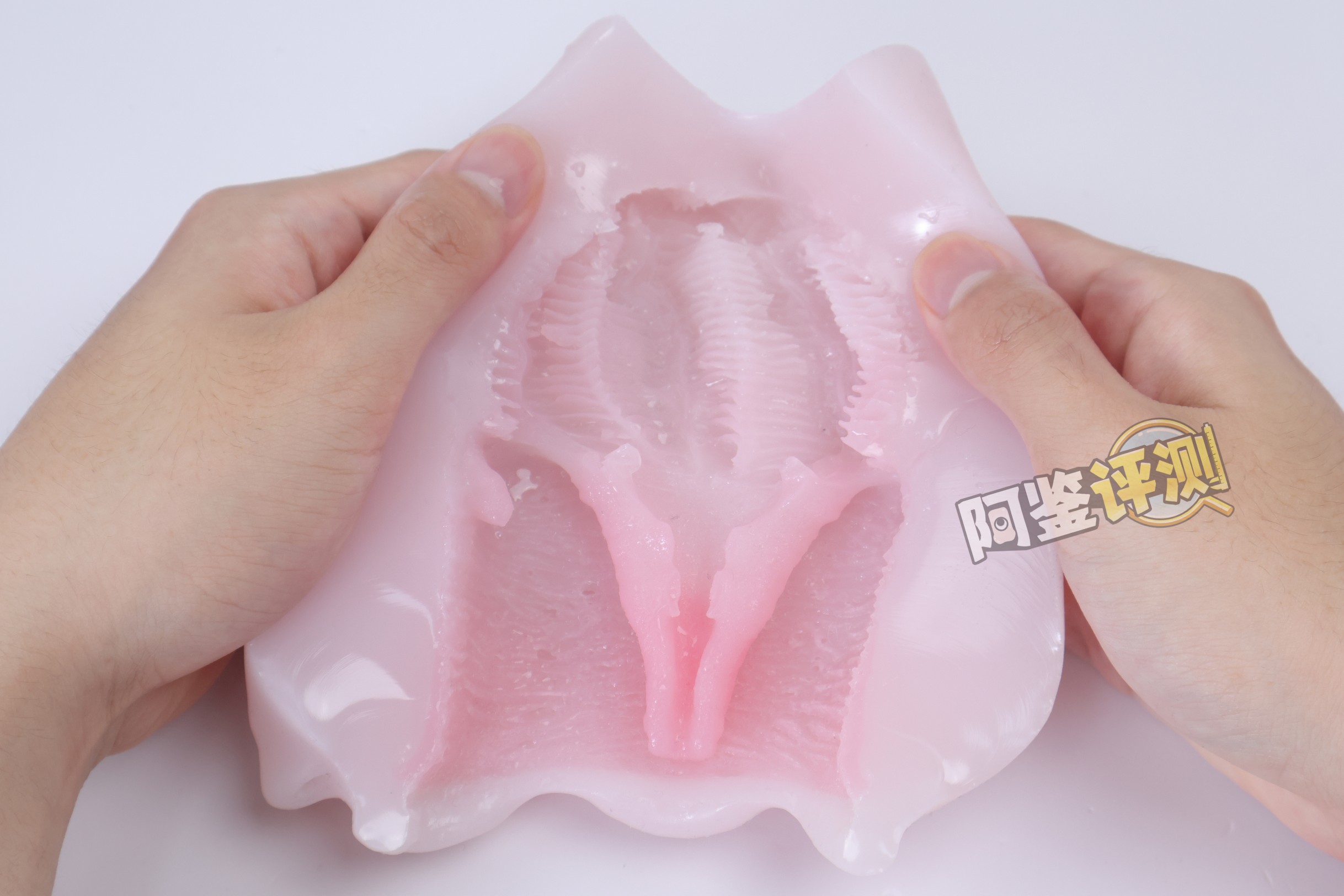 火炮——“ 颜面性器”评测！很有创意的设定，但是实际体验上完全没有体现出特点