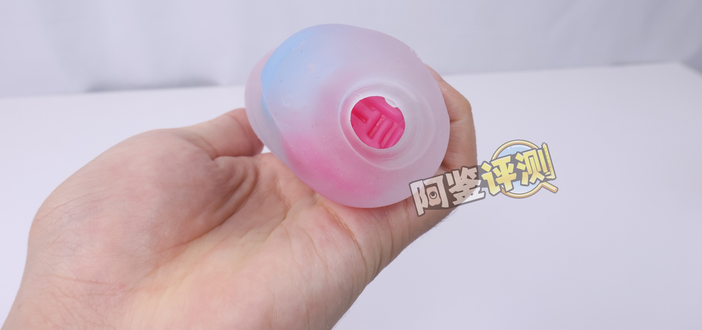 TENGA——“Bobble（魔力弹珠/疯狂方砖）”评测！高配版自慰套，需要手掌配合的“玩具型”飞机杯