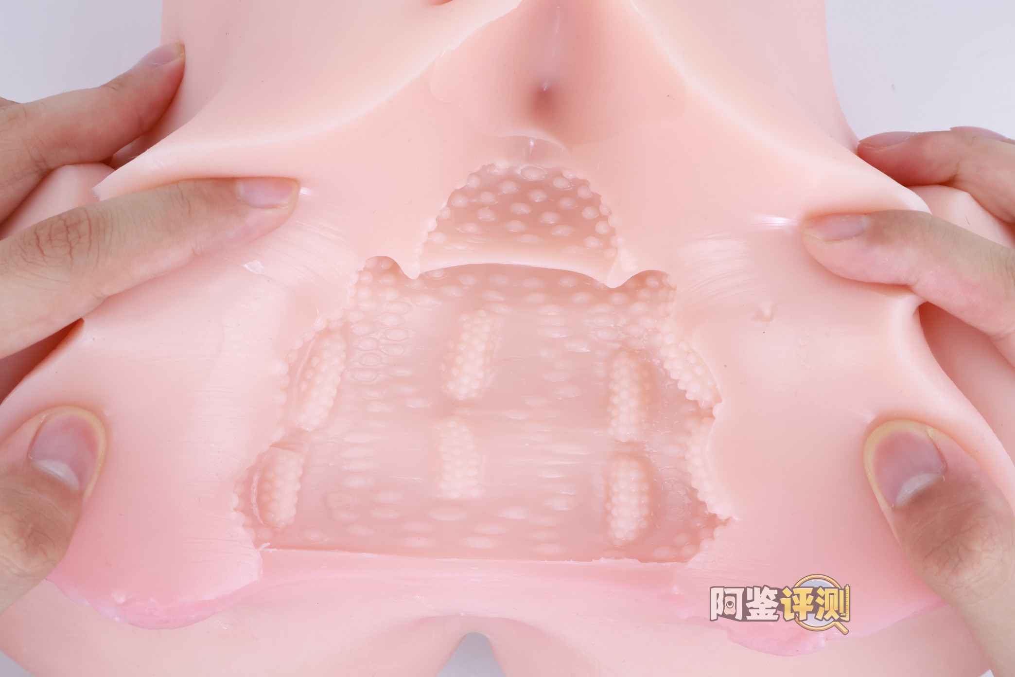 对子哈特——“唯樱璃”评测！再次更换材料的6kg性价比款臀模，非常“平均”的常规PP