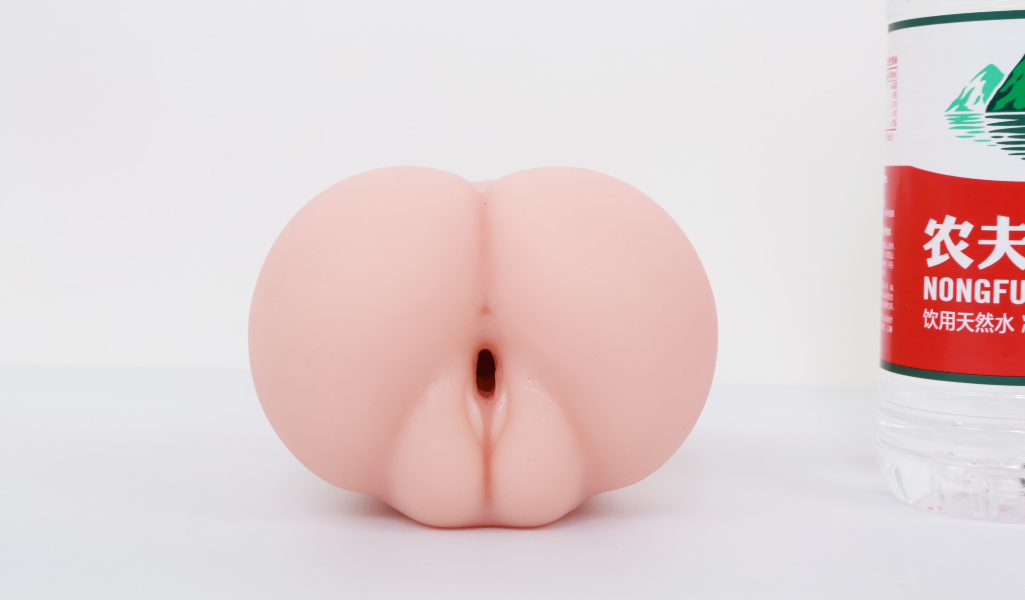 Lovefactor——“禁忌修女2代”评测！朴实无华的“黏膜感+大块”的排气子宫杯，平平无奇还是更具实用性？