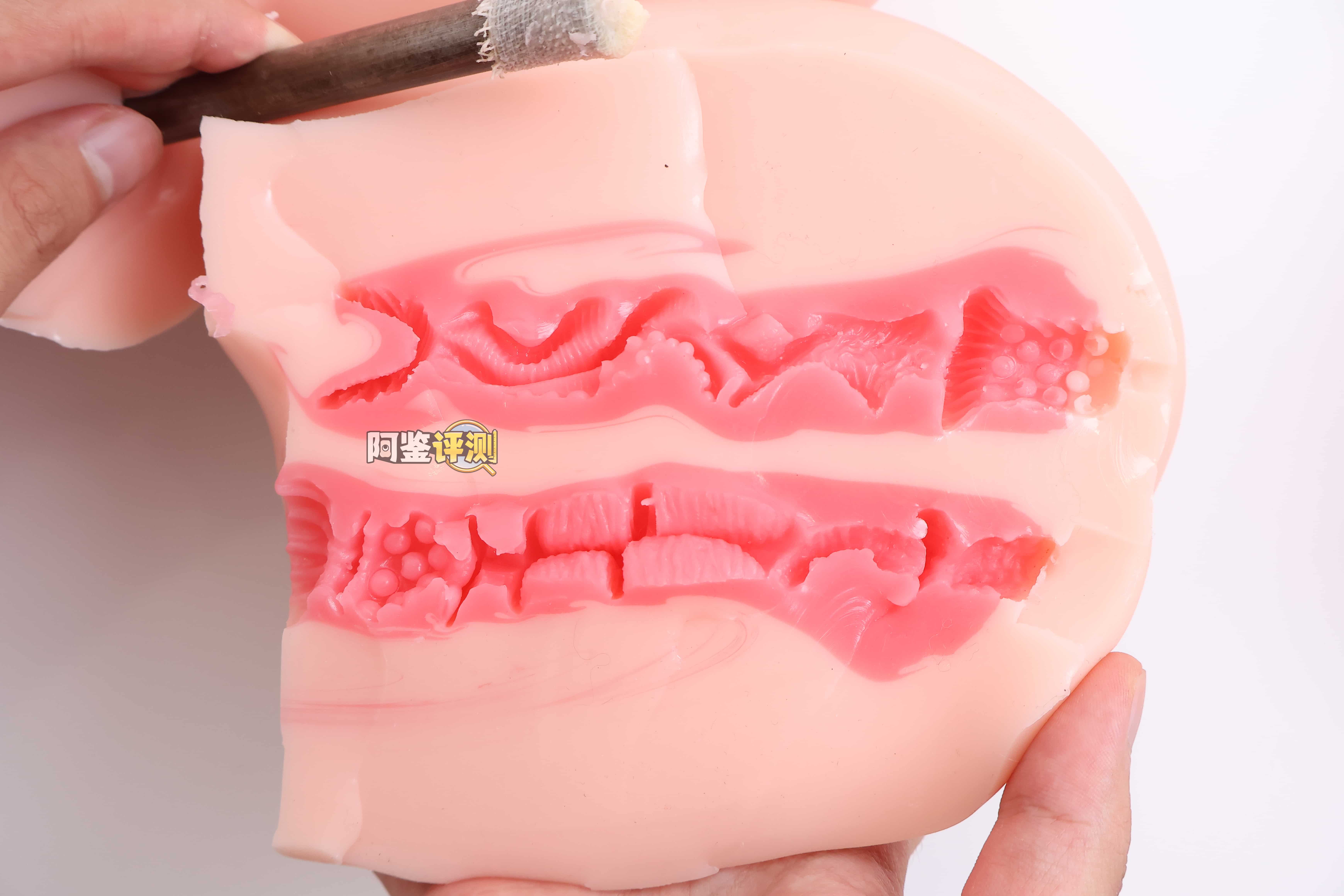 MODE——“幻乳龙娘”评测!小鬼魔皇的挑战者?不同材质的巨乳感觉确实是不太一样