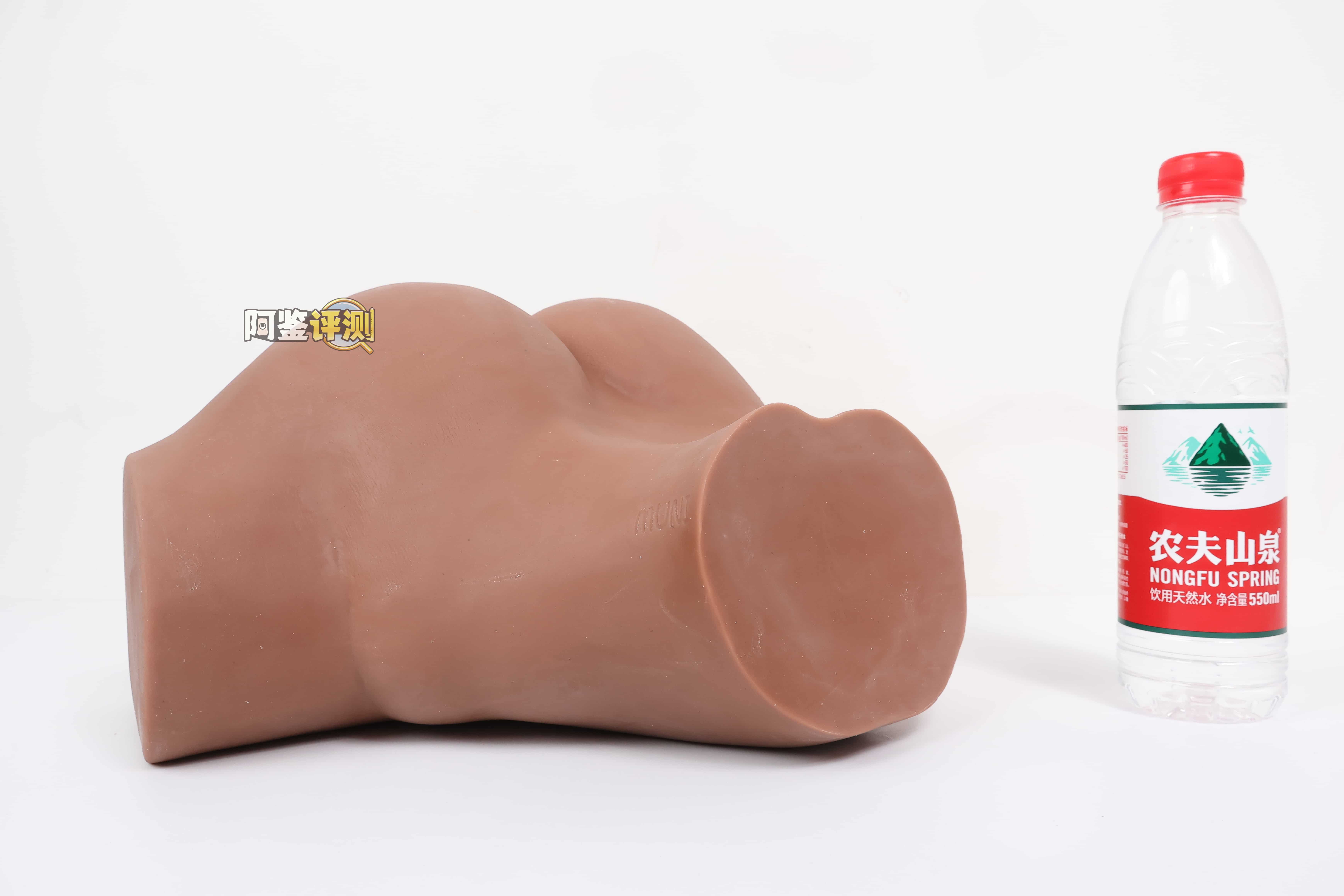 MUNI——”埃及艳后PRO”评测！跨部接触面超大的一字马臀模，厚实腰部带来的独特体积感