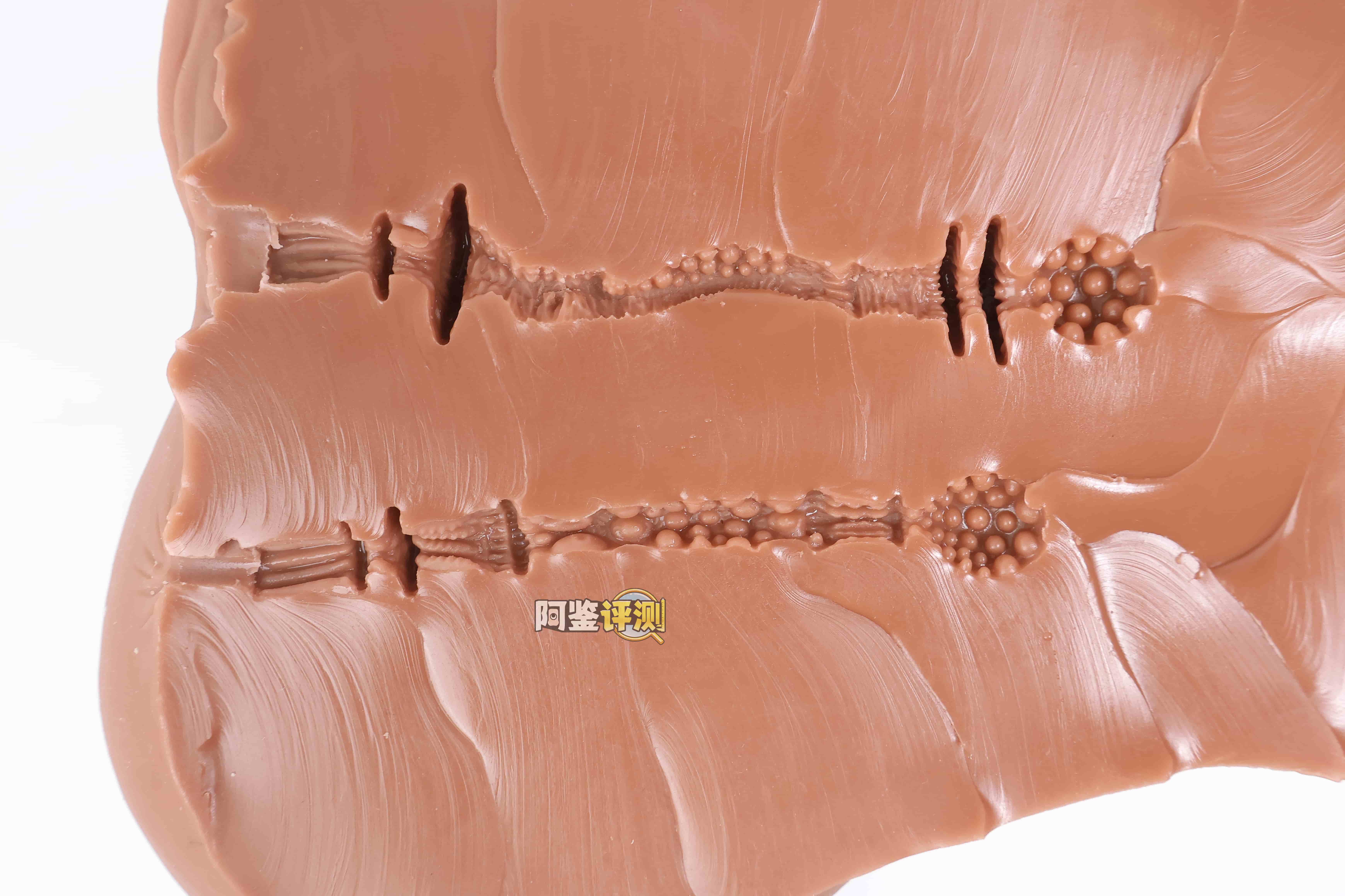 MUNI——”埃及艳后PRO”评测！跨部接触面超大的一字马臀模，厚实腰部带来的独特体积感