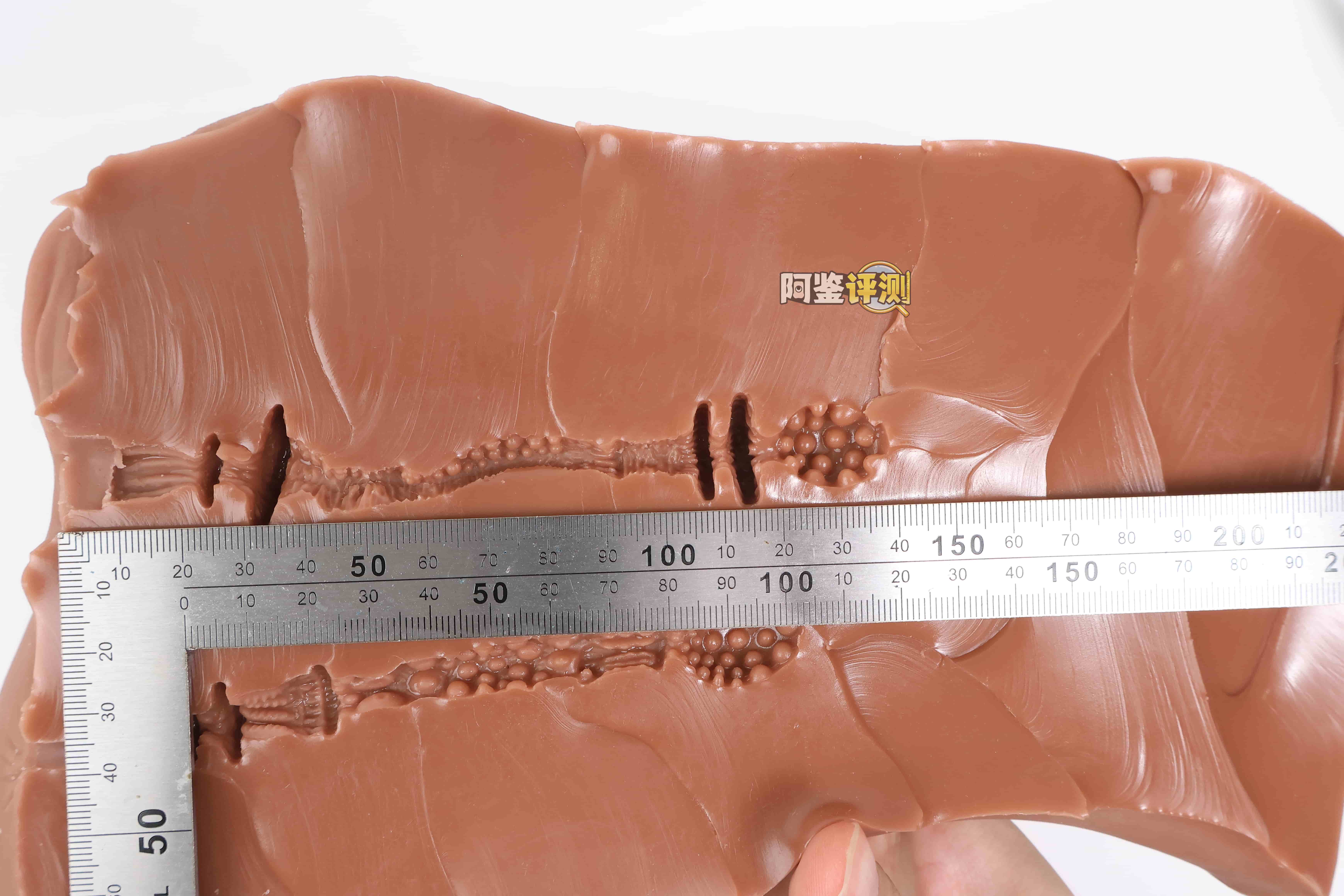 MUNI——”埃及艳后PRO”评测!跨部接触面超大的一字马臀模,厚实腰部带来的独特体积感